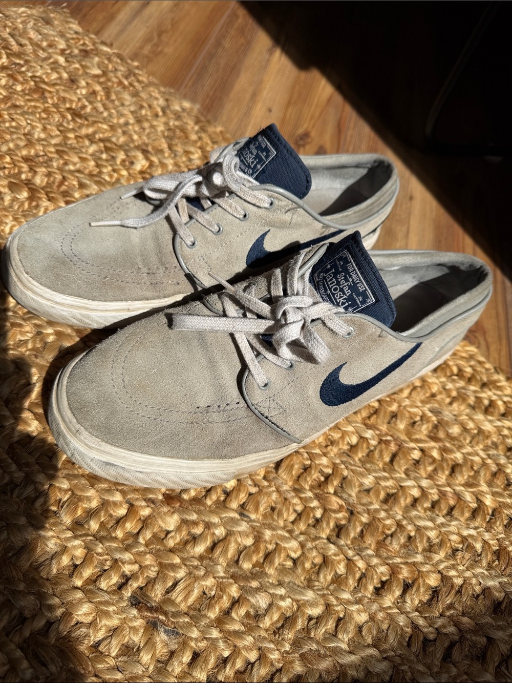 Nike Men’s Suede Court Shoes in Light Gray with Navy Swoosh